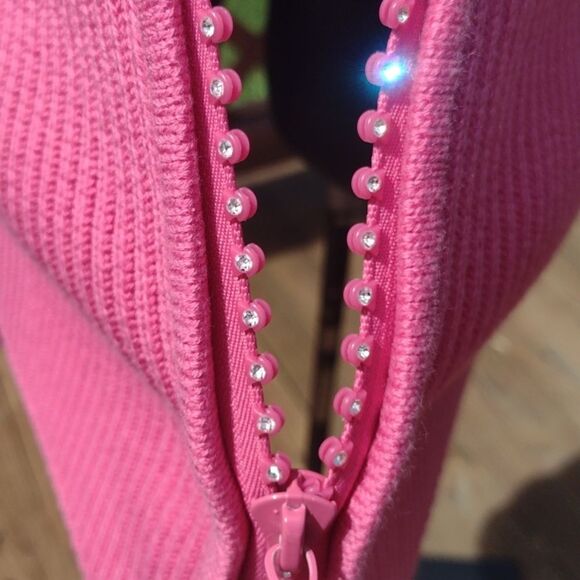 Quacker Factory Full Zip Short Sleeve Hot Pink Ribbed Cardigan with Size Large - Picture 5 of 9